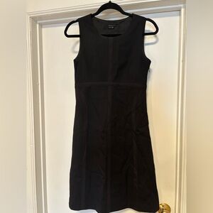 Elegant Black Sleeveless Dress